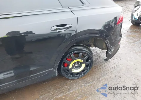 2024 Audi Q8 Premium Plus 55 Tfsi Quattro z USA, uszkodzony, nr VIN WA1EVBF18RD019687